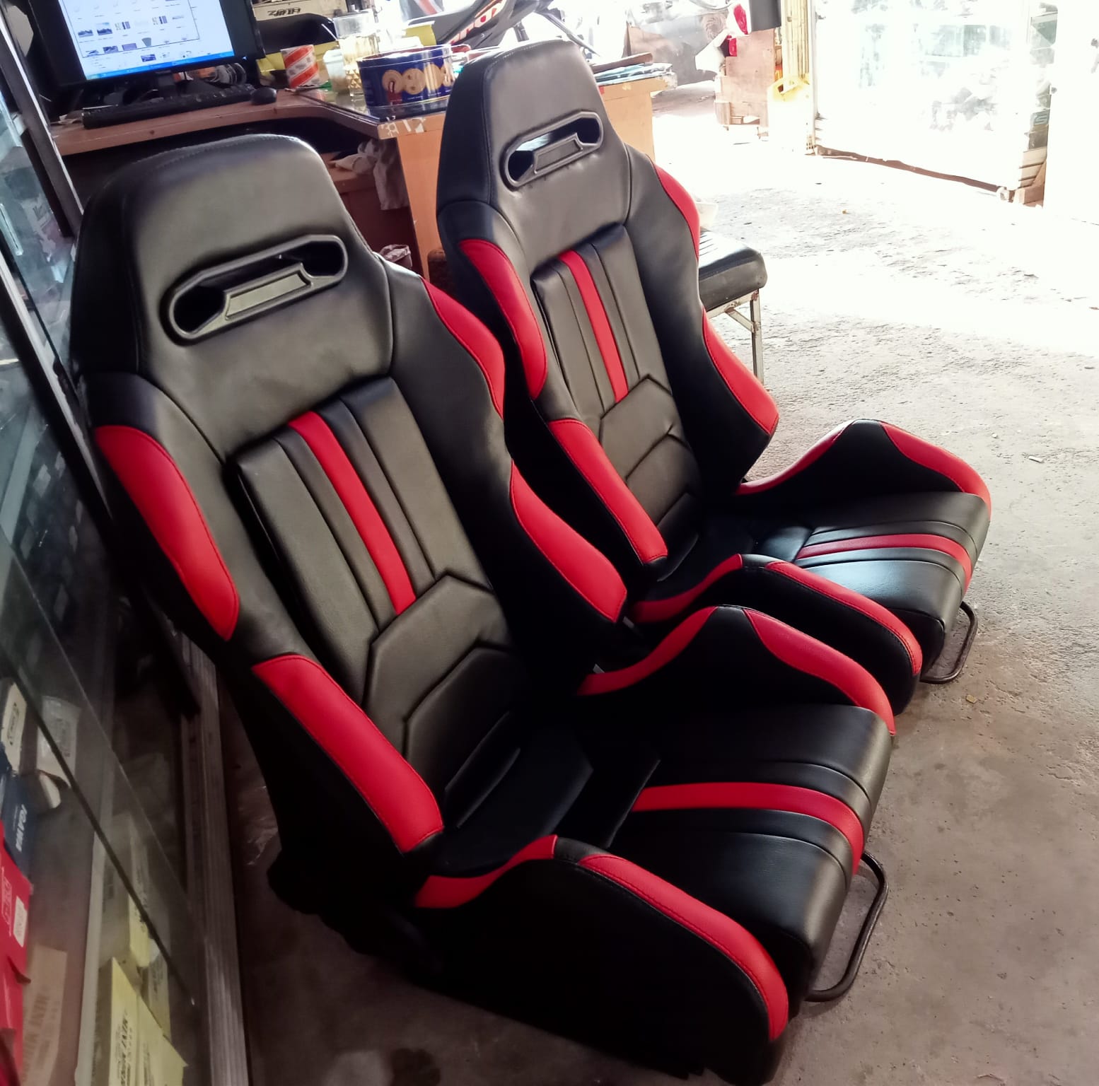 Jok Custom Yacht Marina Bay